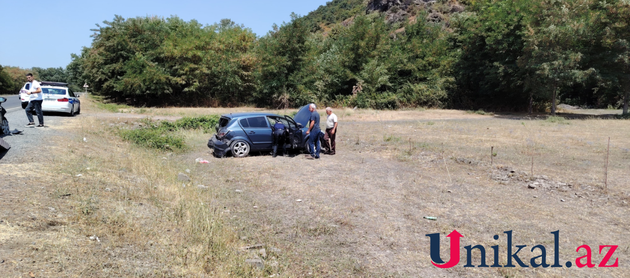 "Ford" və "Opel" toqquşdu - Xəsarət alanlar var (FOTOLAR)